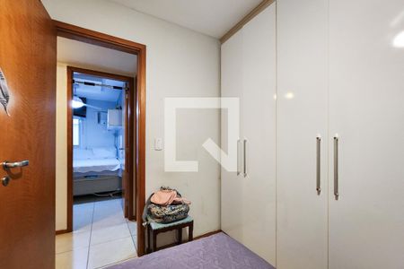 Quarto 1 de apartamento à venda com 3 quartos, 83m² em Grajaú, Rio de Janeiro