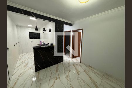 Apartamento para alugar com 2 quartos, 45m² em Vila Santa Maria, Poá