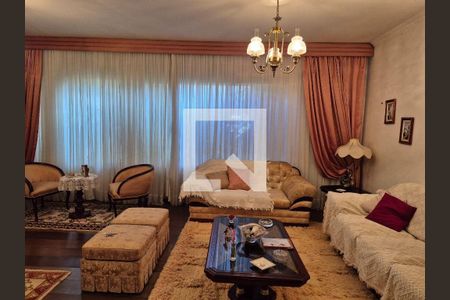 Casa à venda com 4 quartos, 500m² em Vila Galvão, Guarulhos
