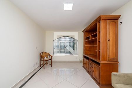Sala de estar de casa para alugar com 3 quartos, 140m² em Parque Jabaquara, São Paulo
