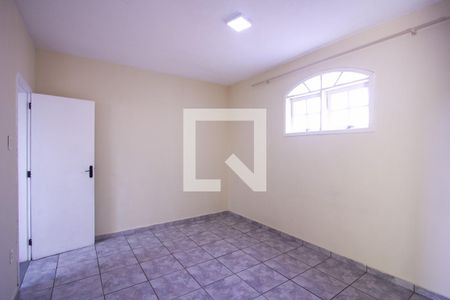 Quarto 2 de casa para alugar com 2 quartos, 90m² em Centro, São Gonçalo