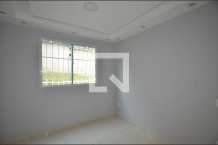 Sala de apartamento para alugar com 2 quartos, 42m² em Cascadura, Rio de Janeiro
