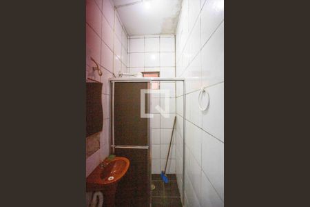 Banheiro de casa para alugar com 1 quarto, 25m² em Casa Grande, Diadema