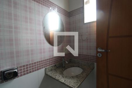 Banheiro da suíte 1 de casa de condomínio para alugar com 3 quartos, 180m² em Taquara, Rio de Janeiro