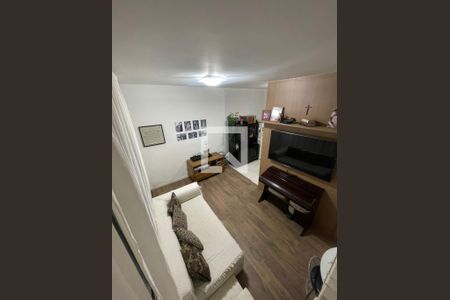 Quarto de casa de condomínio para alugar com 2 quartos, 56m² em Chácara Ondas Verdes, Cotia