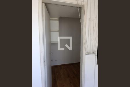 Quarto de apartamento para alugar com 3 quartos, 117m² em Chácara Agrindus, Taboão da Serra