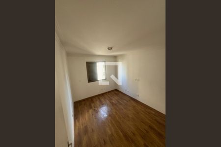 Quarto de apartamento para alugar com 3 quartos, 117m² em Chácara Agrindus, Taboão da Serra