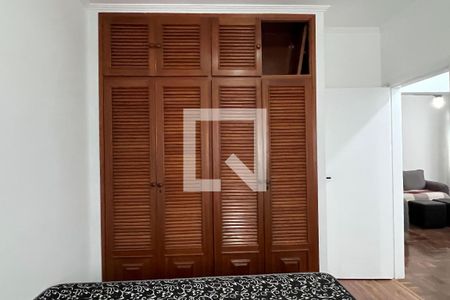 Quarto 1 de apartamento para alugar com 2 quartos, 90m² em Ponta da Praia, Santos