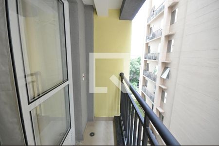 Sacada da Sala/Cozinha de kitnet/studio para alugar com 1 quarto, 28m² em Vila Gustavo, São Paulo