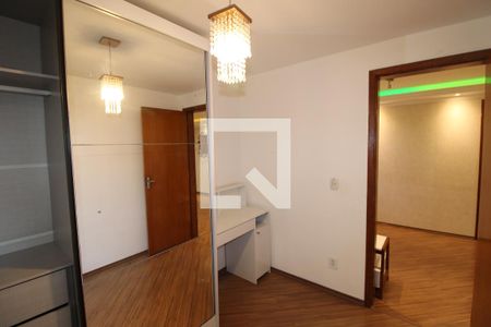 Quarto 2 de apartamento para alugar com 3 quartos, 60m² em Itaquera, São Paulo