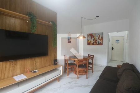 Sala de apartamento para alugar com 3 quartos, 85m² em Jardim Tejereba, Guarujá