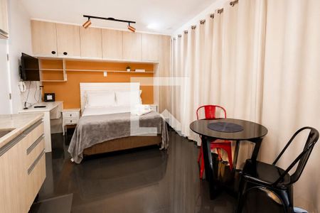 Dormitório de kitnet/studio para alugar com 1 quarto, 40m² em Centro Histórico de São Paulo, São Paulo
