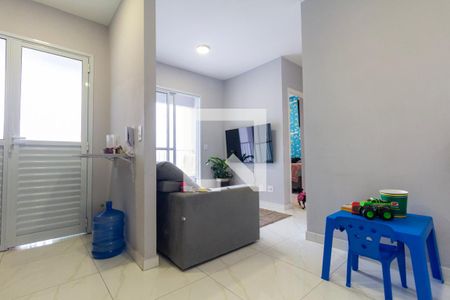 Sala de apartamento para alugar com 2 quartos, 41m² em Jardim Maringa, São Paulo