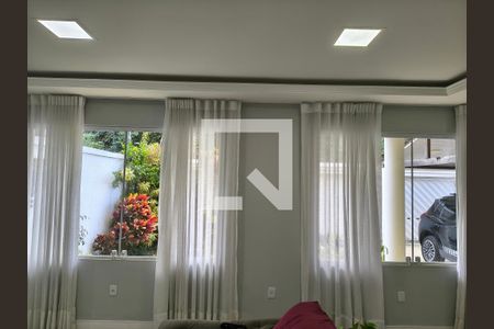 Casa de Condomínio à venda com 4 quartos, 240m² em Jacarepaguá, Rio de Janeiro