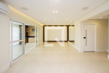 Apartamento para alugar com 3 quartos, 175m² em Vila Cordeiro, São Paulo