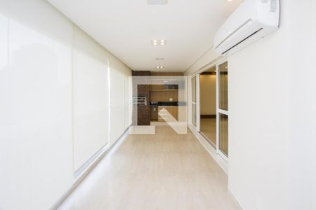 Apartamento para alugar com 3 quartos, 175m² em Vila Cordeiro, São Paulo
