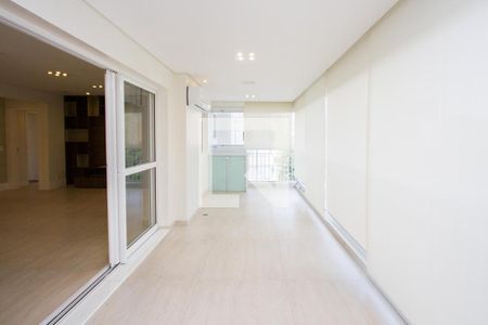 Apartamento para alugar com 3 quartos, 175m² em Vila Cordeiro, São Paulo