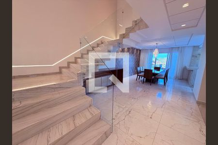 Sala de casa para alugar com 4 quartos, 730m² em São Pedro, Juiz de Fora
