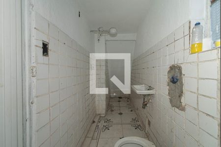 Banheiro de casa para alugar com 1 quarto, 48m² em Jardim Angela, São Paulo