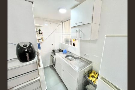 Sala/Cozinha de casa para alugar com 7 quartos, 379m² em Lauzane Paulista, São Paulo