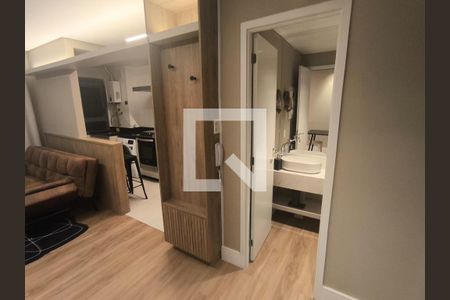 Banheiro de apartamento para alugar com 1 quarto, 53m² em Alphaville Industrial, Barueri