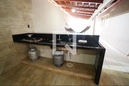 Casa à venda com 3 quartos, 218m² em Setor Urias Magalhães, Goiânia