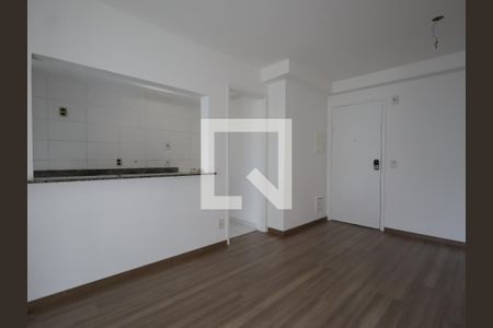 Sala de apartamento para alugar com 3 quartos, 64m² em Vila Suzana, São Paulo