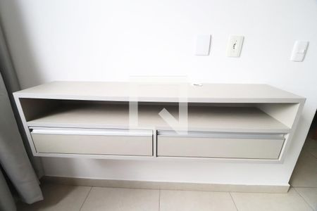 Sala de apartamento para alugar com 2 quartos, 52m² em Aclimação, Uberlândia