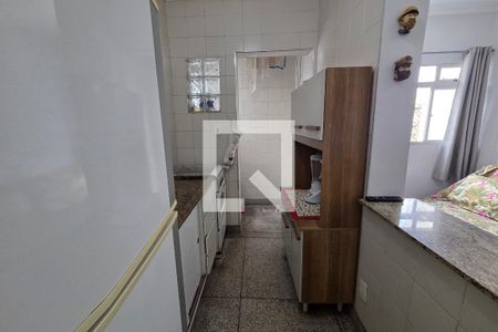 Cozinha de apartamento para alugar com 1 quarto, 37m² em Boqueirão, Praia Grande