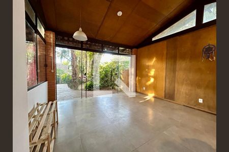 Suíte  de casa de condomínio para alugar com 3 quartos, 1m² em Lagoa da Conceição, Florianópolis