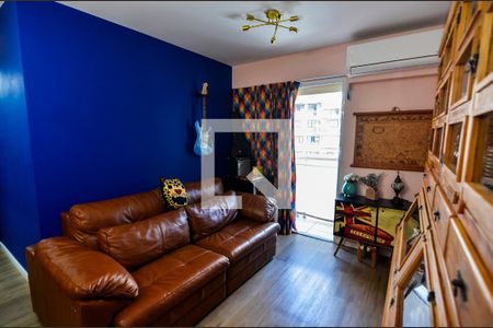Sala de apartamento à venda com 2 quartos, 68m² em Imperial de São Cristóvão, Rio de Janeiro