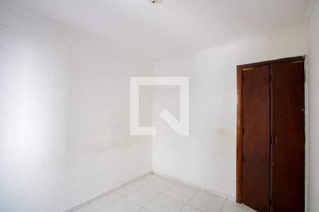 Quarto 1 de apartamento à venda com 2 quartos, 52m² em Vila Lutécia, Santo André