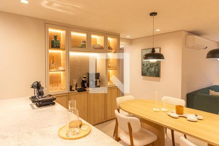 Sala de apartamento à venda com 3 quartos, 94m² em Vila Olímpia, São Paulo