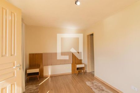 Quarto 1 Suite de casa de condomínio para alugar com 3 quartos, 85m² em Fanny, Curitiba