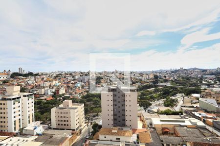 Vista do Quarto de apartamento à venda com 3 quartos, 80m² em Santa Efigênia, Belo Horizonte