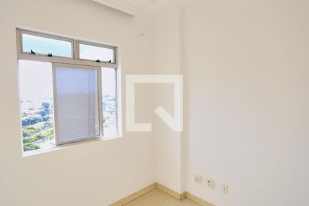 Quarto de apartamento à venda com 3 quartos, 80m² em Santa Efigênia, Belo Horizonte