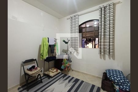 Quarto 1 de casa para alugar com 2 quartos, 120m² em Vila Dagmar, Belford Roxo