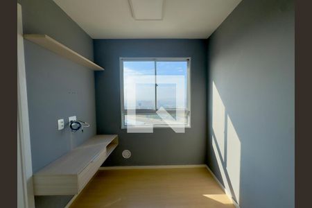 Sala de apartamento para alugar com 2 quartos, 36m² em Vila das Bandeiras, Guarulhos