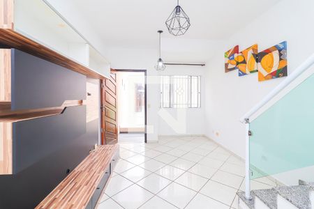 Sala de casa para alugar com 2 quartos, 150m² em Parque Cruzeiro do Sul, São Paulo