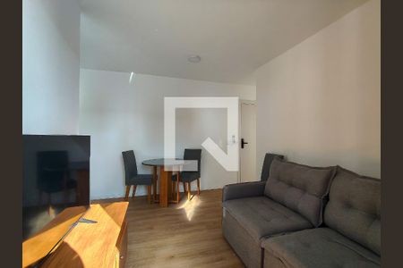 Sala de apartamento para alugar com 2 quartos, 56m² em Santo Cristo, Rio de Janeiro