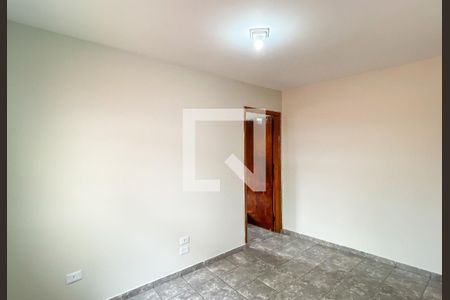 Sala de casa para alugar com 1 quarto, 42m² em Vila Paranagua, São Paulo