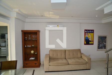 Sala de apartamento para alugar com 3 quartos, 194m² em Barra da Tijuca, Rio de Janeiro