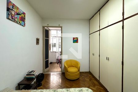 Quarto 1 de apartamento para alugar com 3 quartos, 77m² em Copacabana, Rio de Janeiro