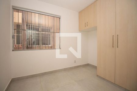 Quarto 1 de apartamento para alugar com 2 quartos, 65m² em Cnf 1, Brasília
