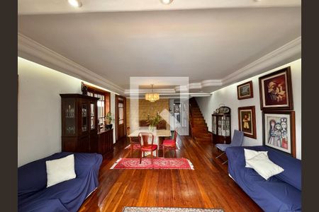 Sala de casa de condomínio para alugar com 4 quartos, 145m² em Recreio dos Bandeirantes, Rio de Janeiro