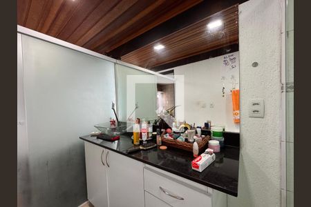 Suíte 1 - Banheiro de casa de condomínio para alugar com 4 quartos, 145m² em Recreio dos Bandeirantes, Rio de Janeiro