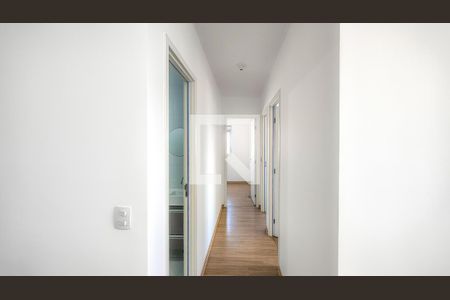 Corredor de apartamento à venda com 3 quartos, 53m² em Socorro, São Paulo