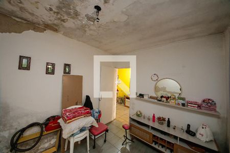 Casa à venda com 2 quartos, 150m² em Parque dos Bancarios, São Paulo