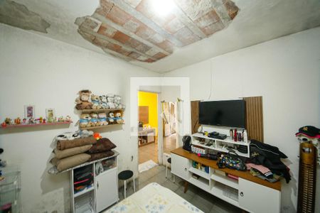 Casa à venda com 2 quartos, 150m² em Parque dos Bancarios, São Paulo