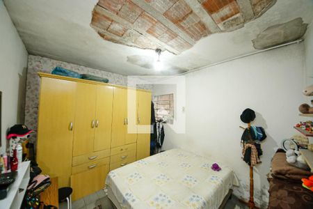 Casa à venda com 2 quartos, 150m² em Parque dos Bancarios, São Paulo